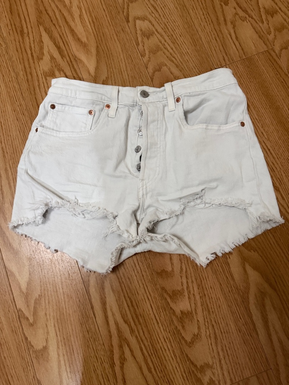 Levi's White Frayed Hem Denim Shorts. Waist size 30